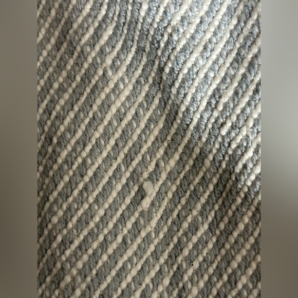 Pottery Barn lumbar pillow cover - Picture 7 of 9